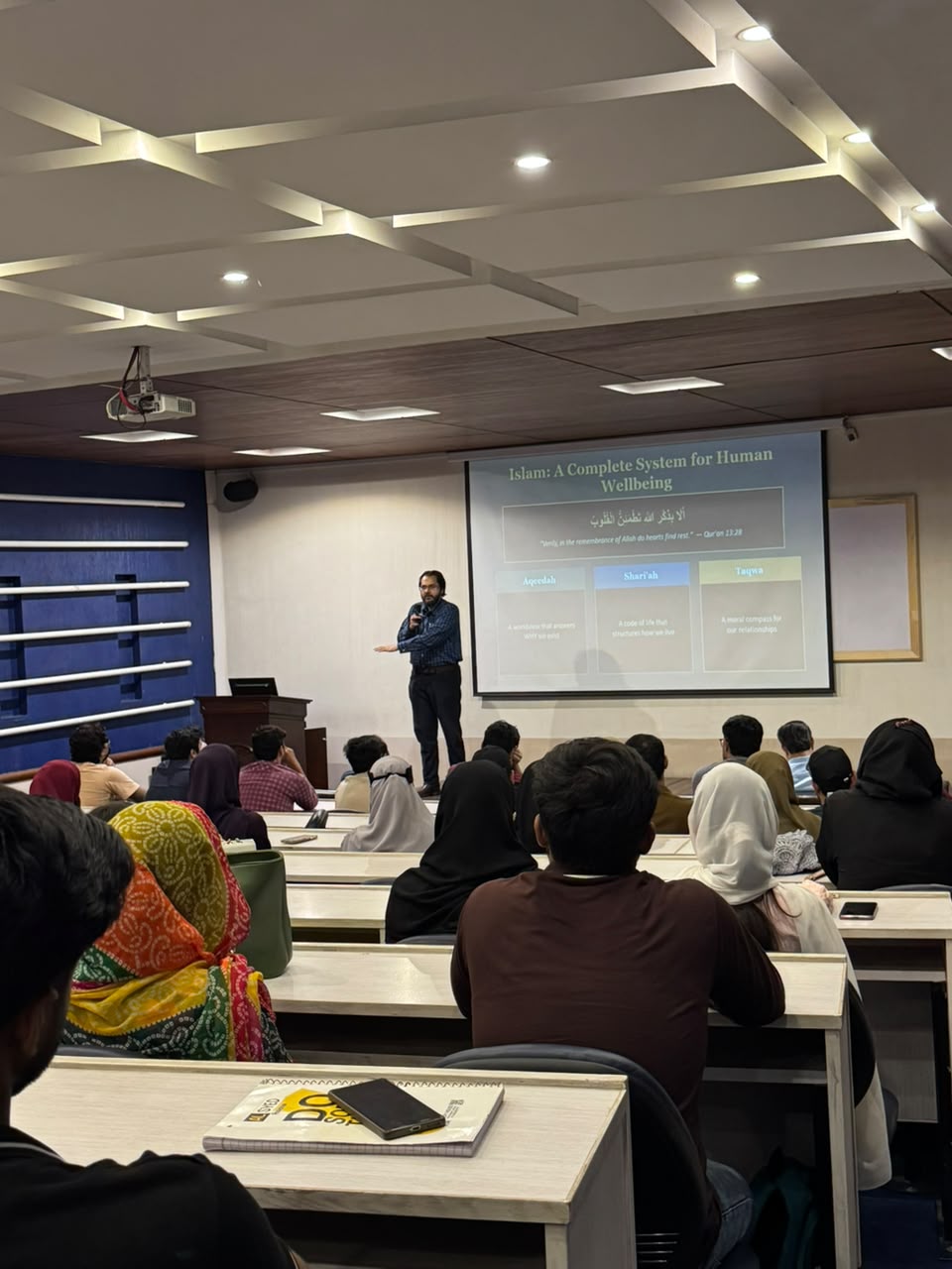 Lecturing on Islam as a complete system for human wellbeing